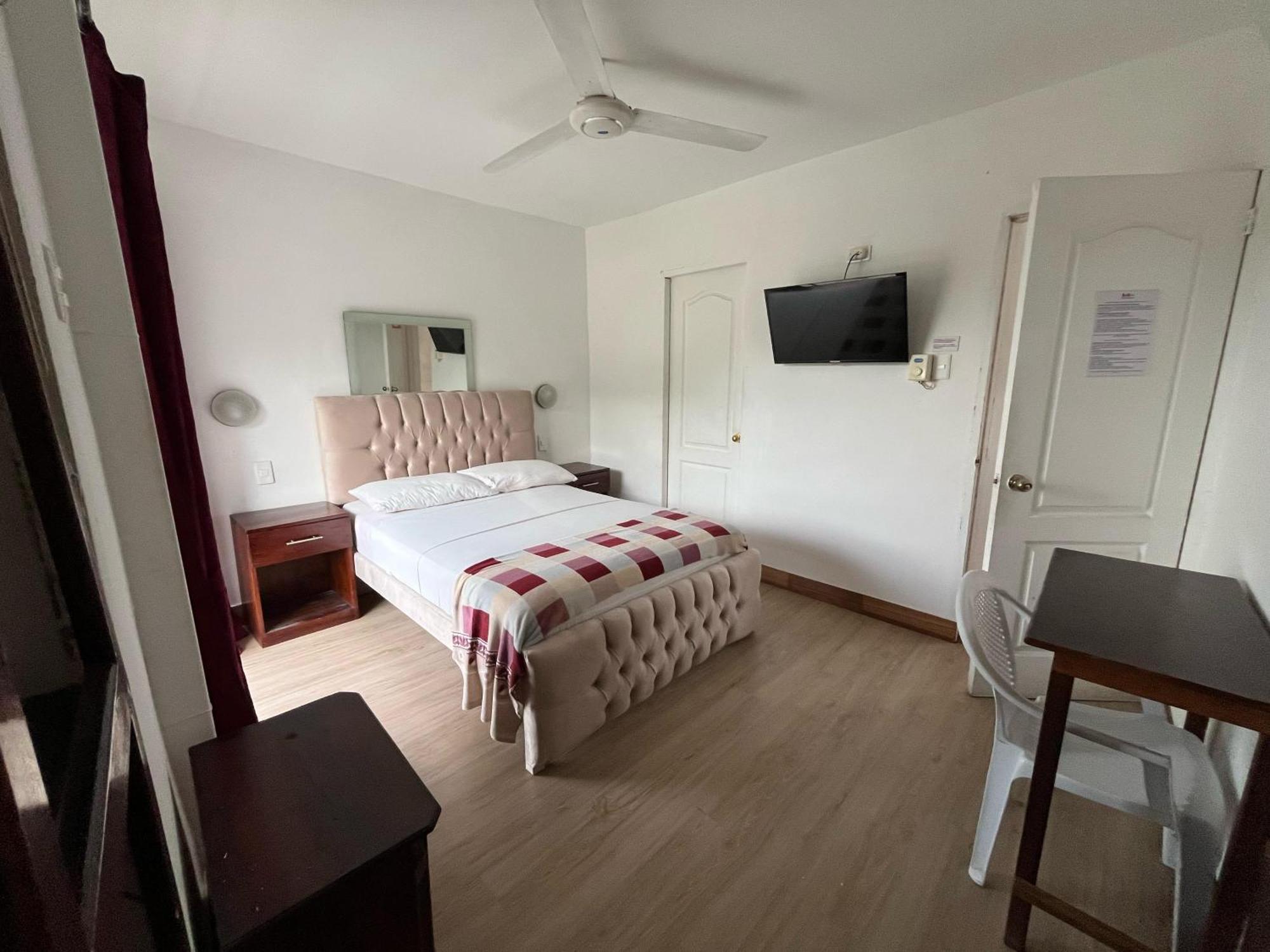 Bahia B&B บาเยีย เด การาเกซ ภายนอก รูปภาพ