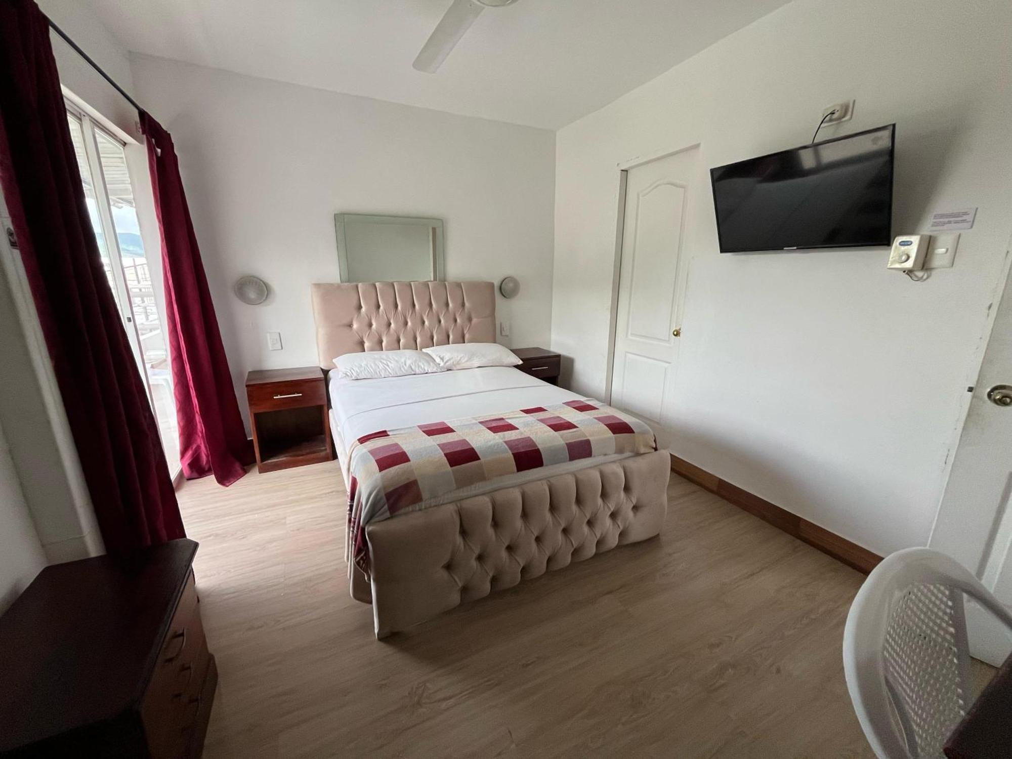 Bahia B&B บาเยีย เด การาเกซ ภายนอก รูปภาพ